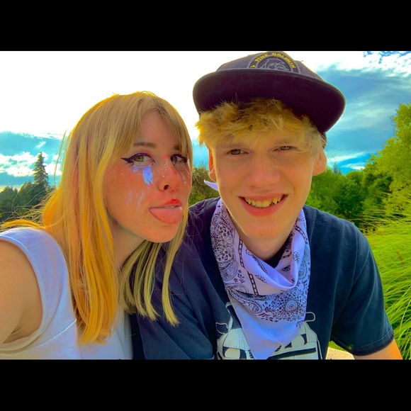 hi babes im reign my nicknames giggles <3 - Picture 4 of 7